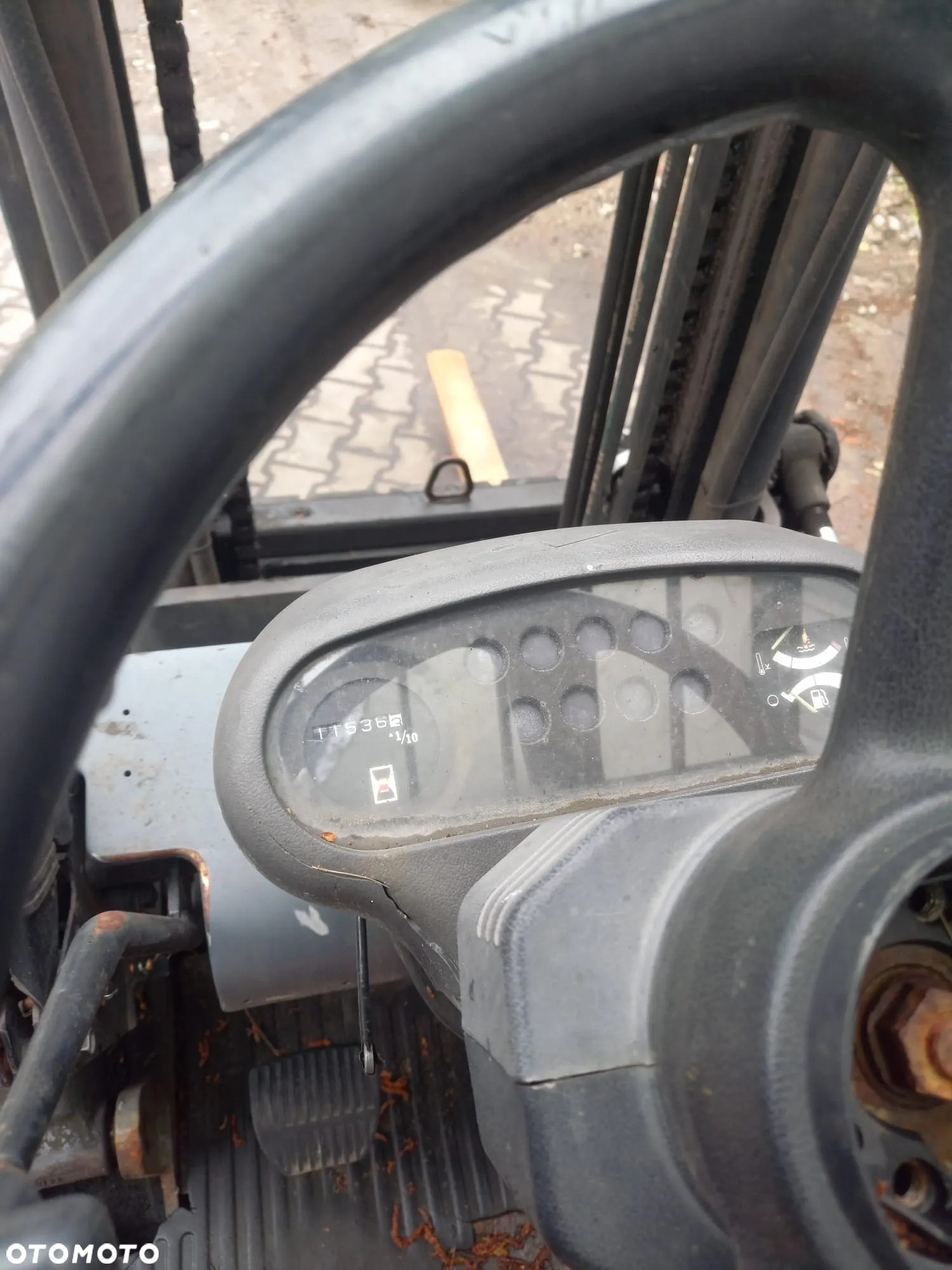 Toyota - 2