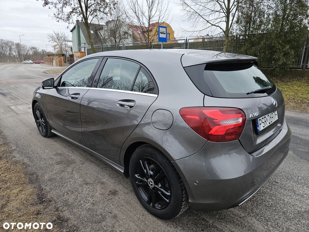Mercedes-Benz Klasa A 180 7G-DCT StreetStyle - 19