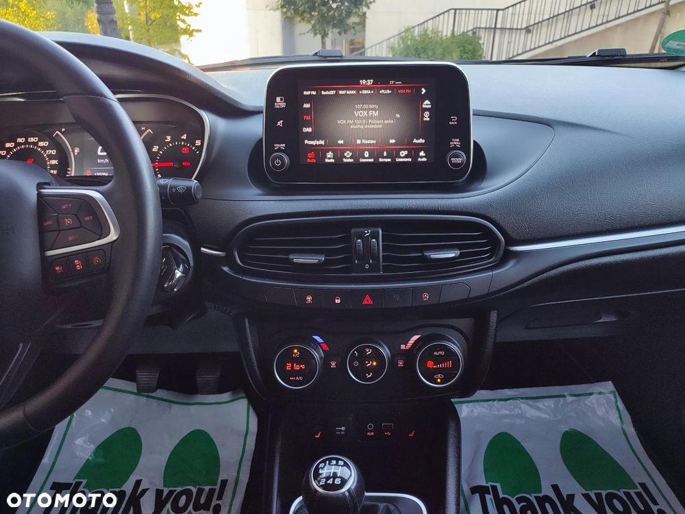 Fiat Tipo 1.4 T-Jet 16v Lounge EU6 - 26