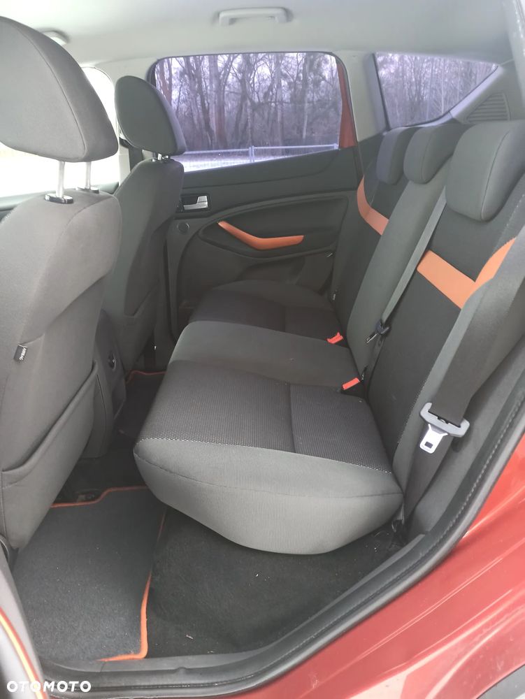 Ford Kuga 2.0 TDCi Trend - 10