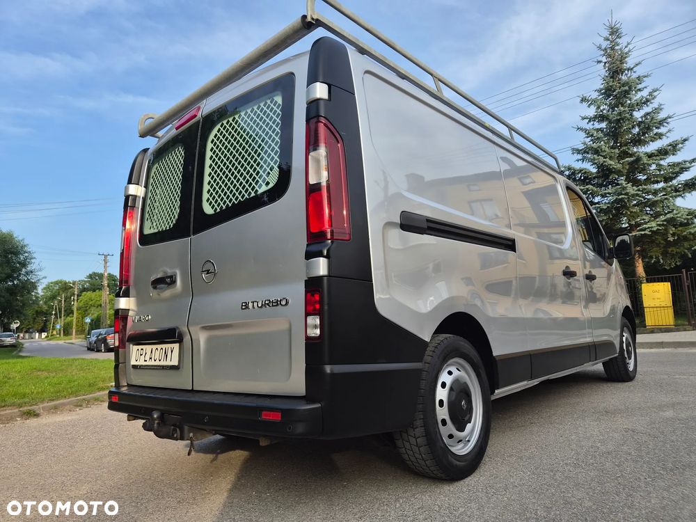 Opel Vivaro - 17