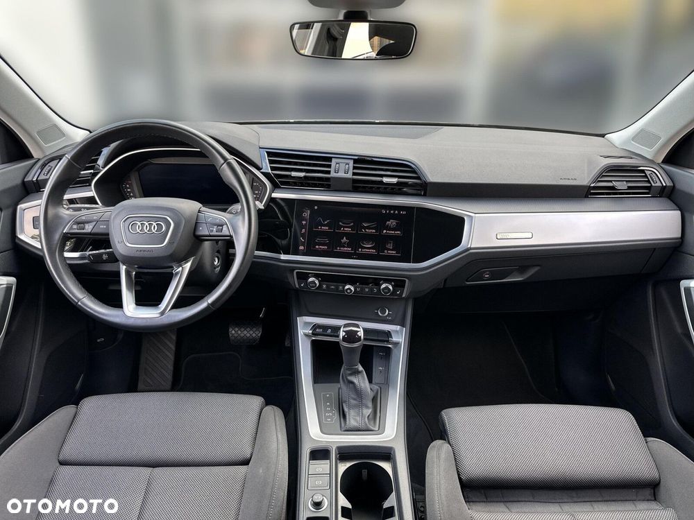 Audi Q3 Sportback - 16