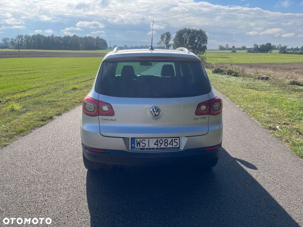 Volkswagen Tiguan - 6