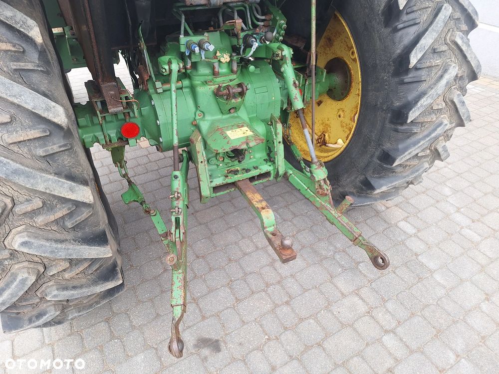 John Deere 2130 - 16