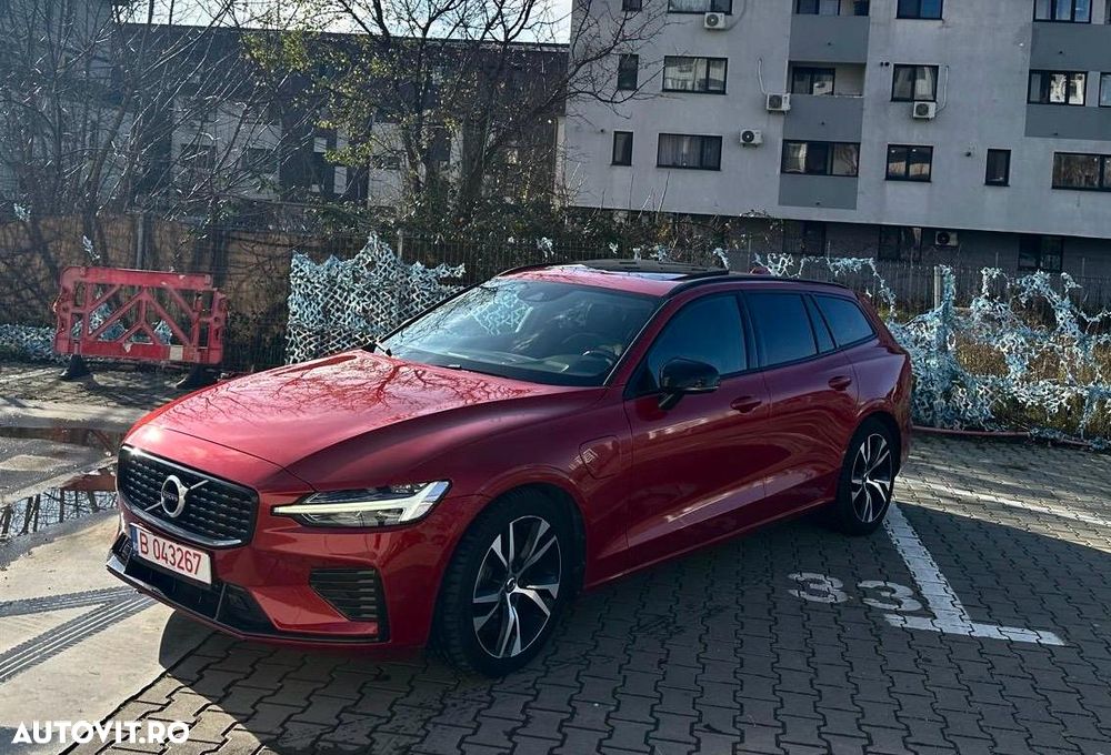 Volvo V60 T6 AWD Geartronic R-Design - 1