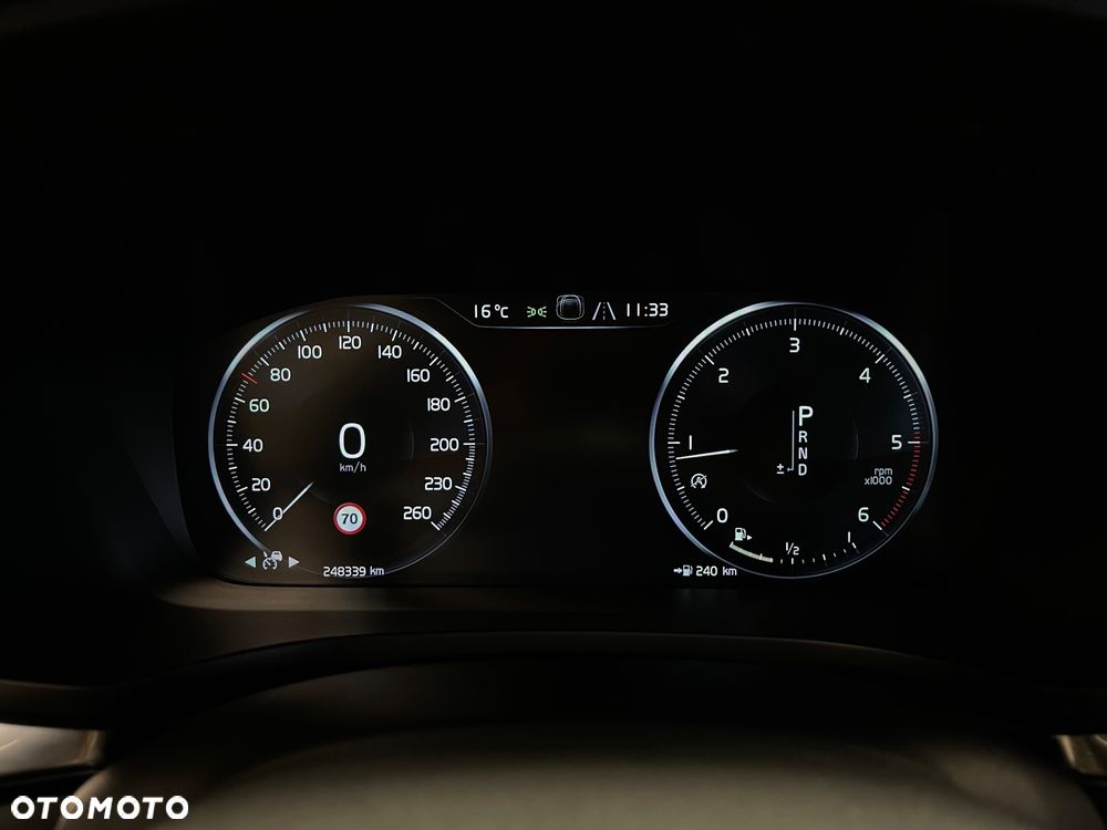 Volvo V60 D4 Inscription - 12