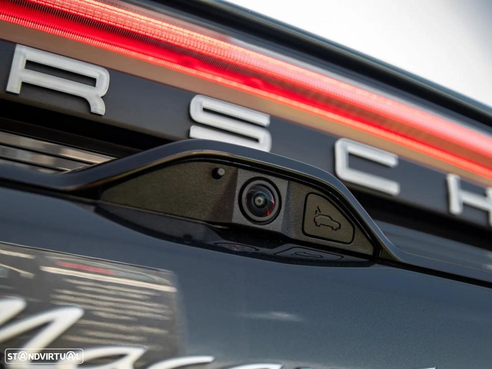Porsche Macan Electric 4S - 9