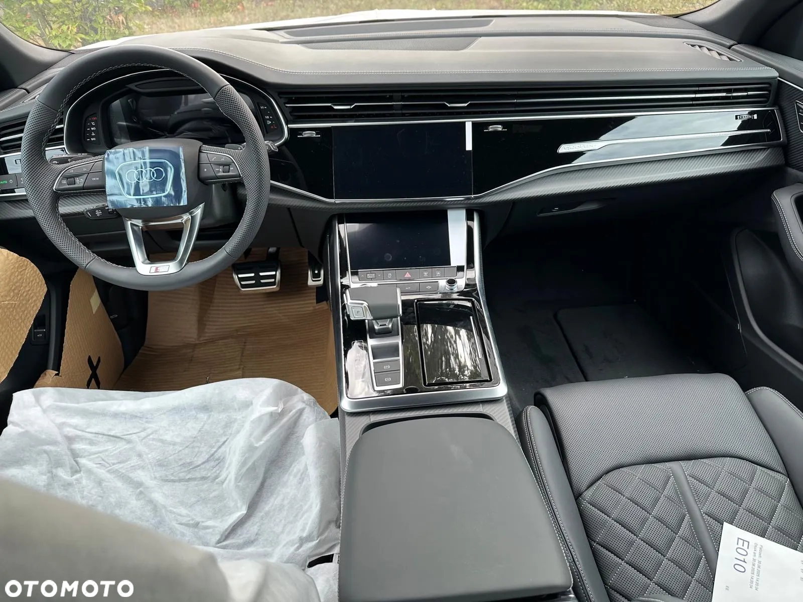 Audi Q8 - 10