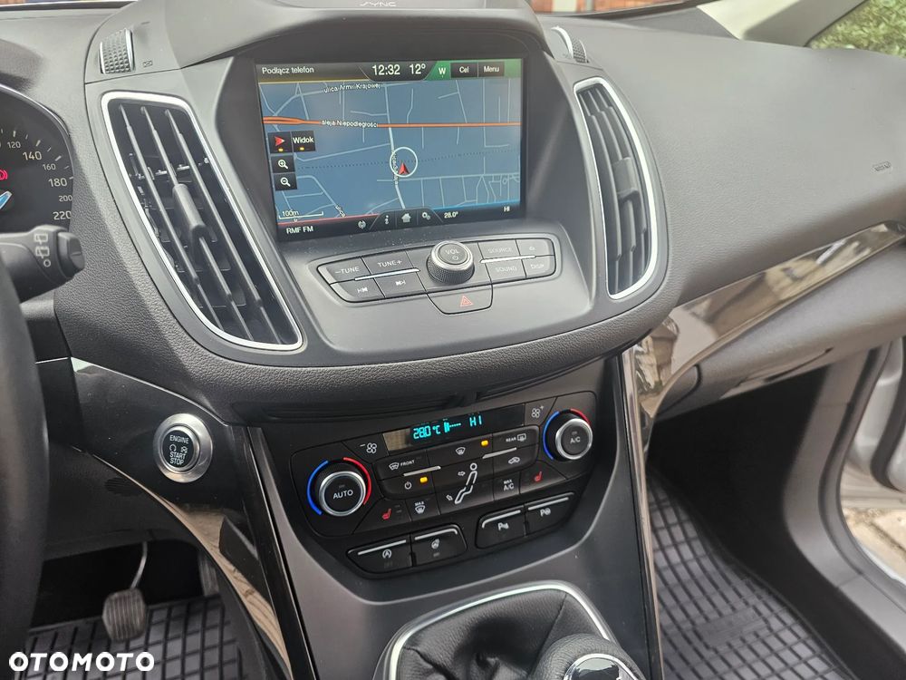 Ford Grand C-MAX - 16