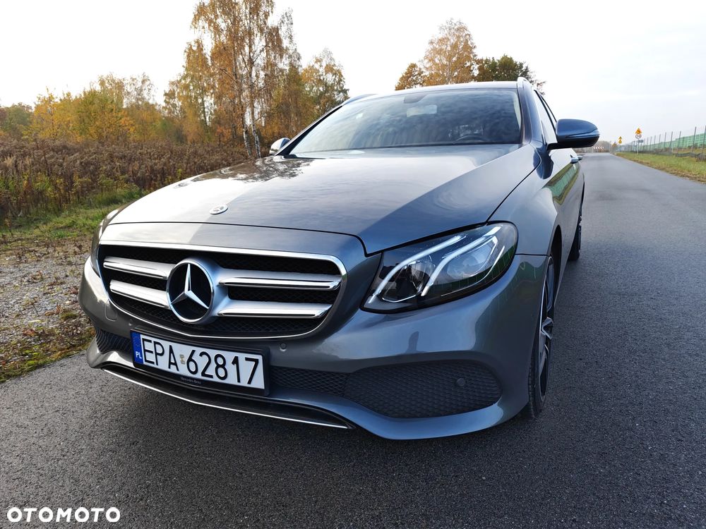 Mercedes-Benz Klasa E 220 d 9G-TRONIC Avantgarde - 4