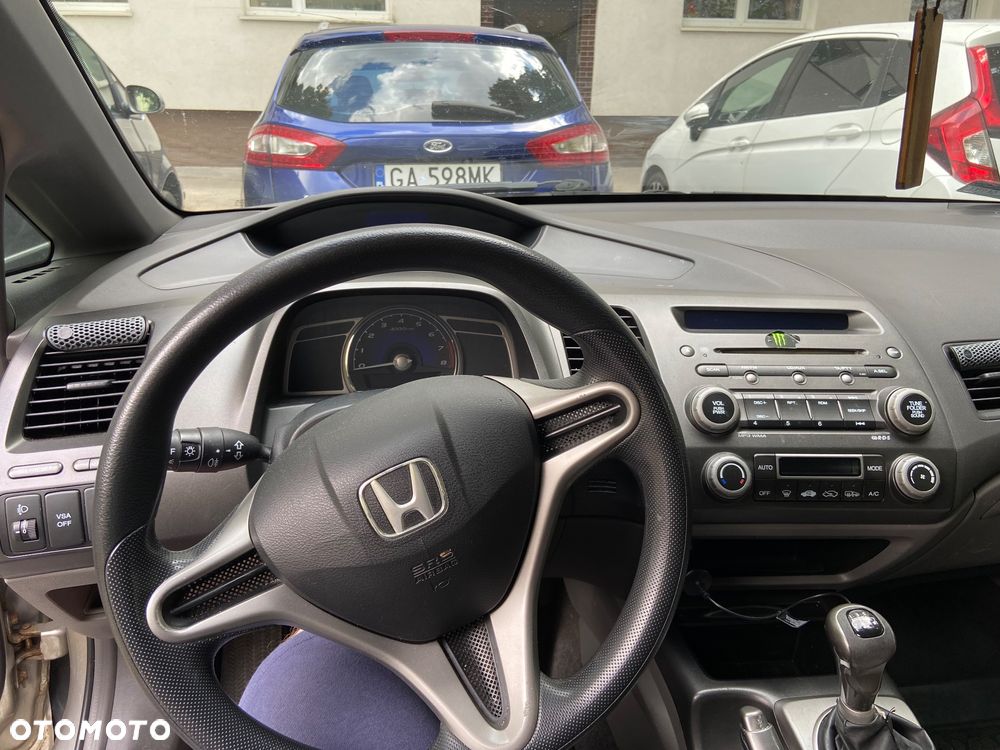 Honda Civic 1.8 Comfort - 16