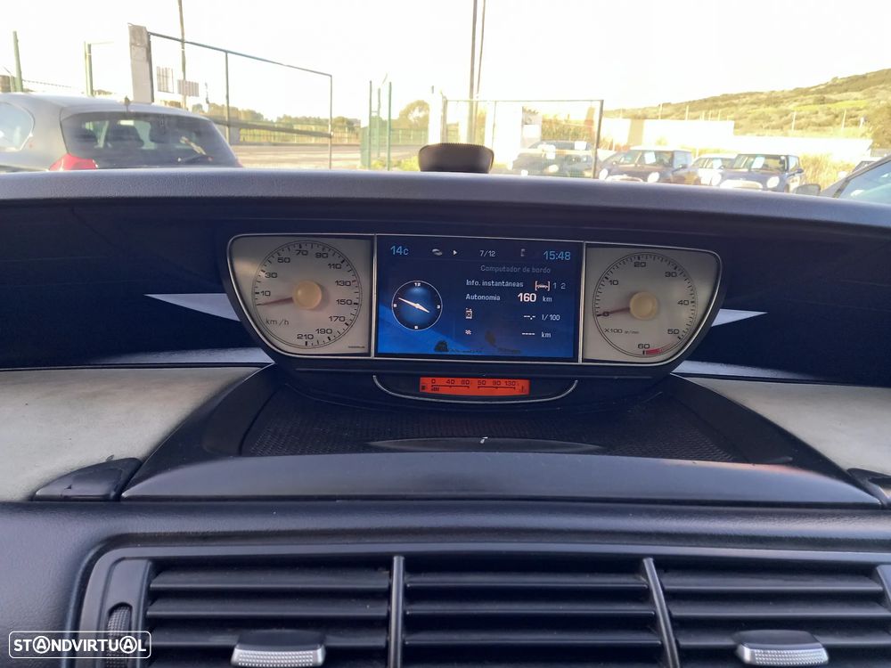 Peugeot 807 2.0 HDi Navteq - 14