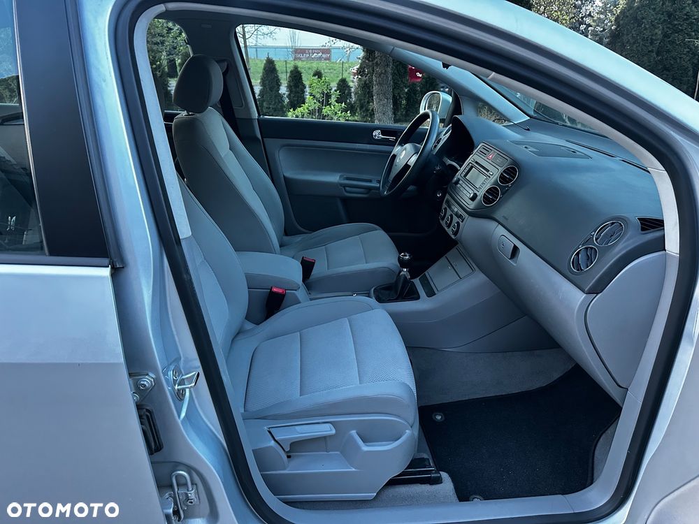 Volkswagen Golf Plus 1.6 FSI Comfortline - 14