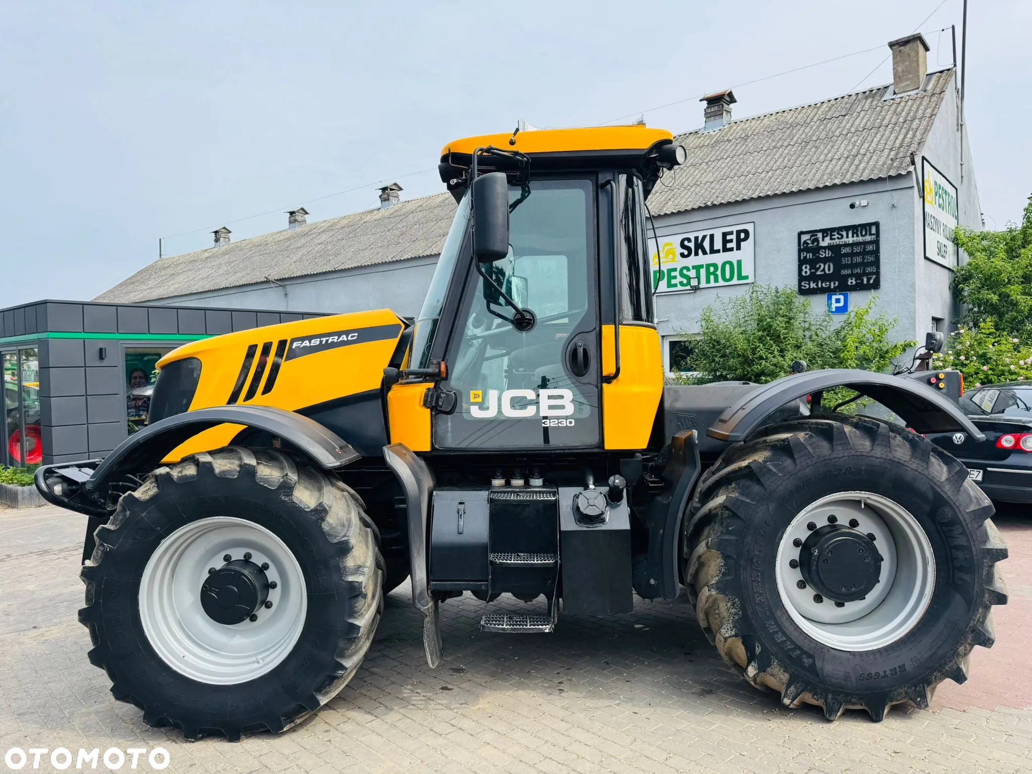JCB FASTRAC 3230 - 10