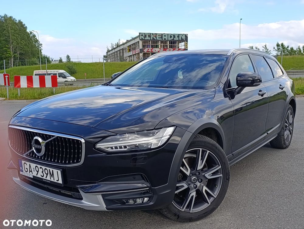 Volvo V90 Cross Country D5 AWD - 1