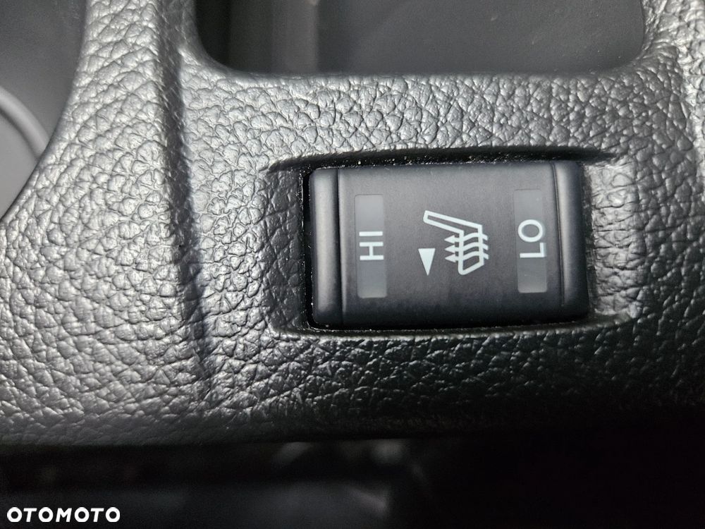 Nissan Qashqai 1.2 DIG-T N-Vision - 29