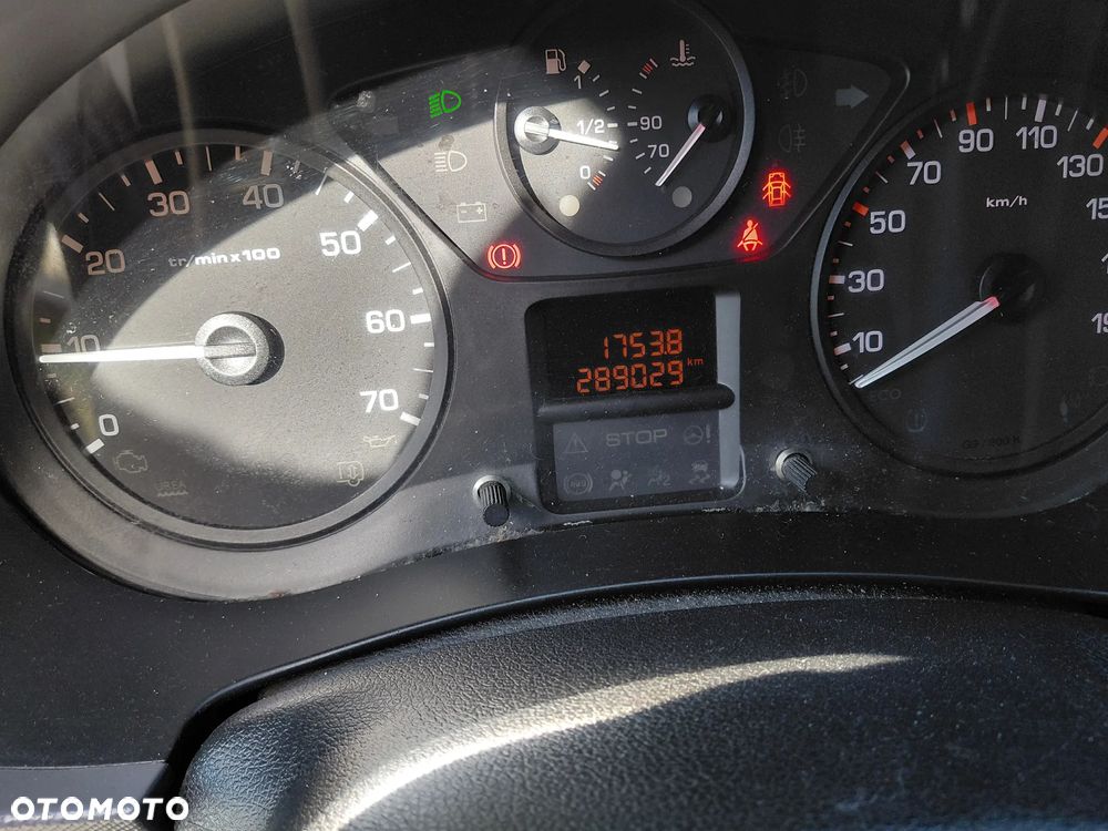 Peugeot Partner - 11