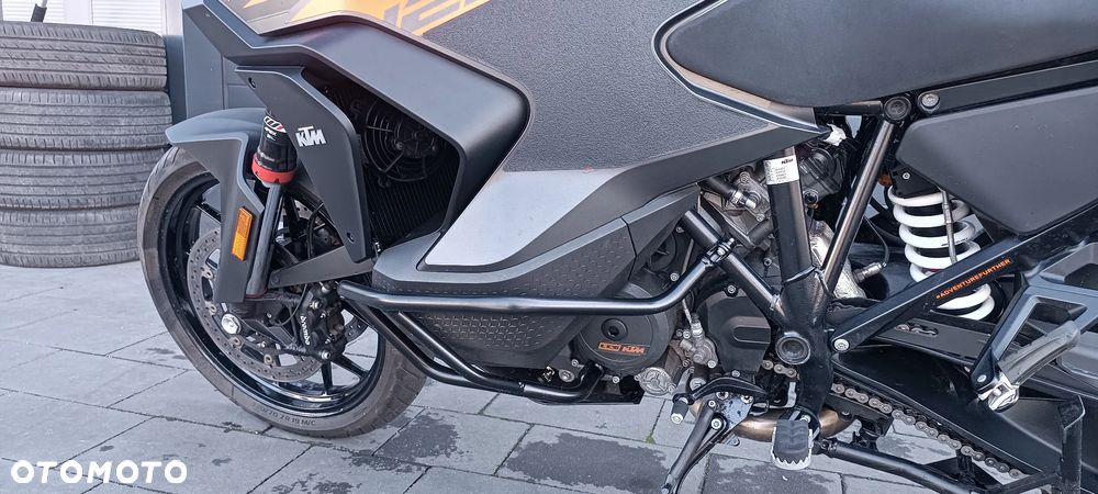 KTM Adventure - 10