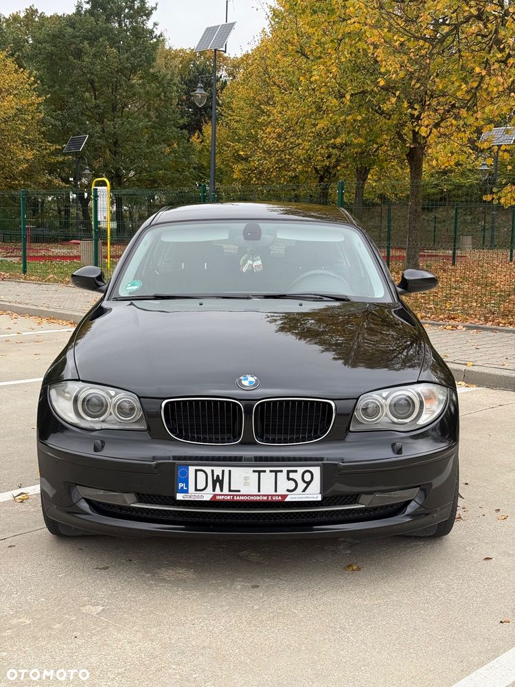 BMW 1 2008 photo 2