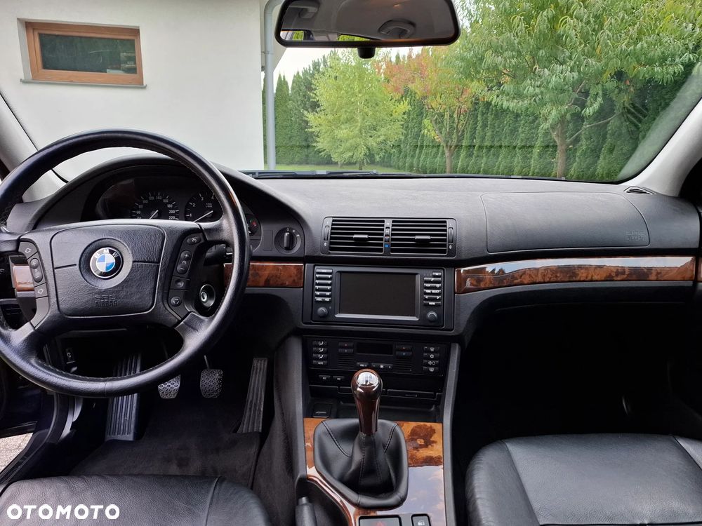 BMW Seria 5 525i - 18