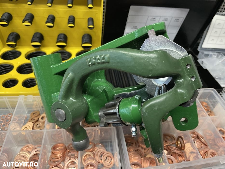 Piese presa de balotat Balotiera Baloti John Deere toate modelele 349 / 359 / 459 / 219 / 221 / 224T / 224WS / 332 / 332AT / 332T/WS / 336 / 336AT / 342AWS / 342T/WS / 346 / 346T/WS / 456A / 456AT / 456AWS / 456T/WS / 466A / 466AT / 466AWS / 466T/WS / CB300 - 7