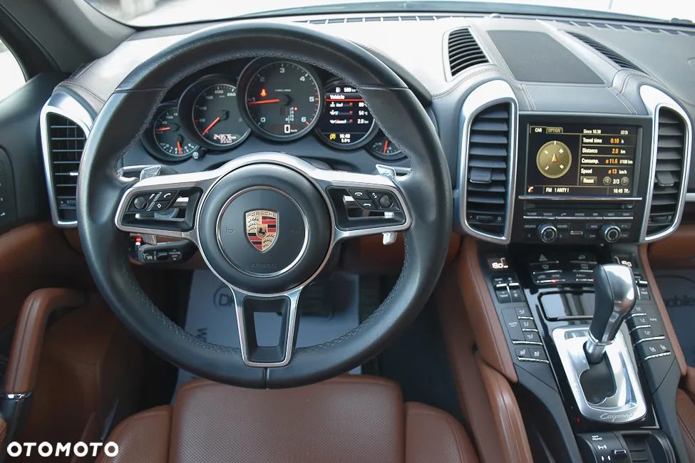 Porsche Cayenne Diesel Platinum Edition - 27