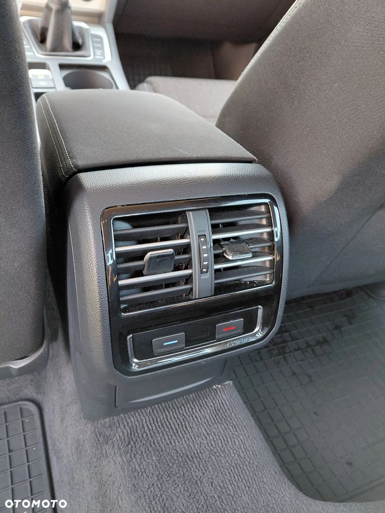 Volkswagen Passat 1.8 TSI BMT Comfortline - 20