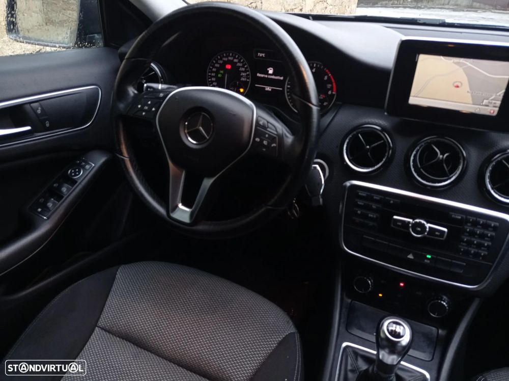 Mercedes-Benz A 180 CDI BE Urban - 13