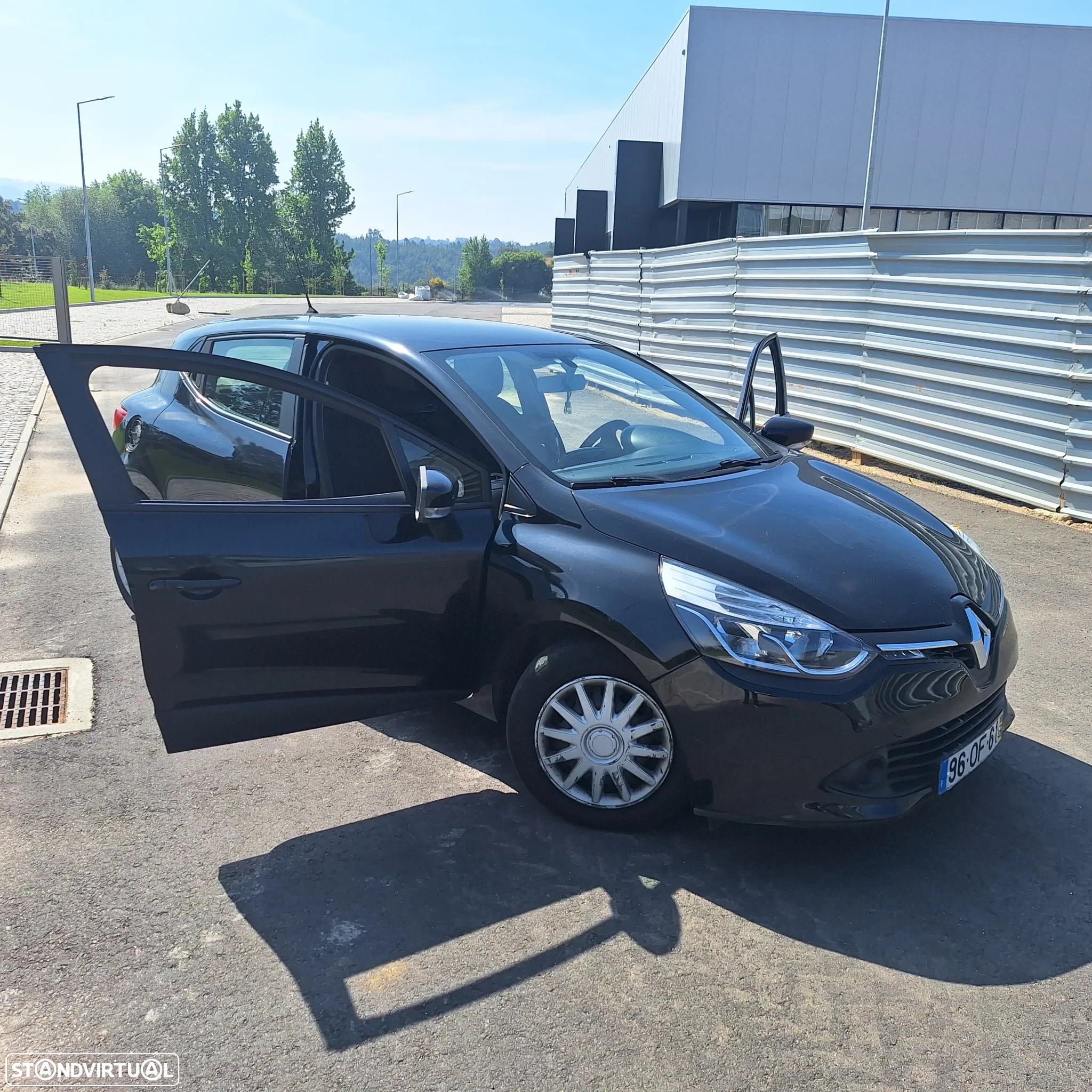 Renault Clio - 20