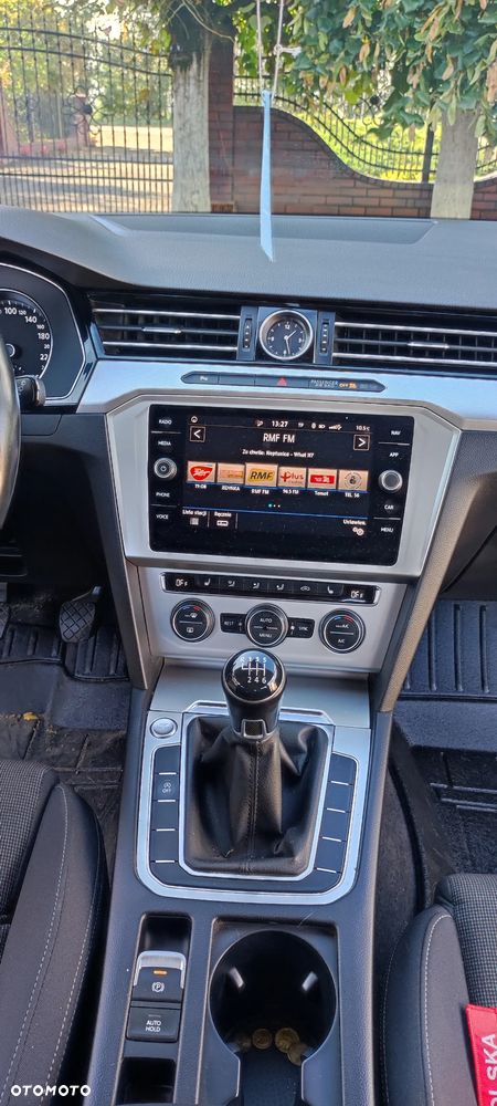 Volkswagen Passat 2.0 TDI BMT Comfortline - 17