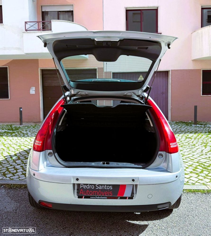 Citroën C4 1.4 16V SX - 17