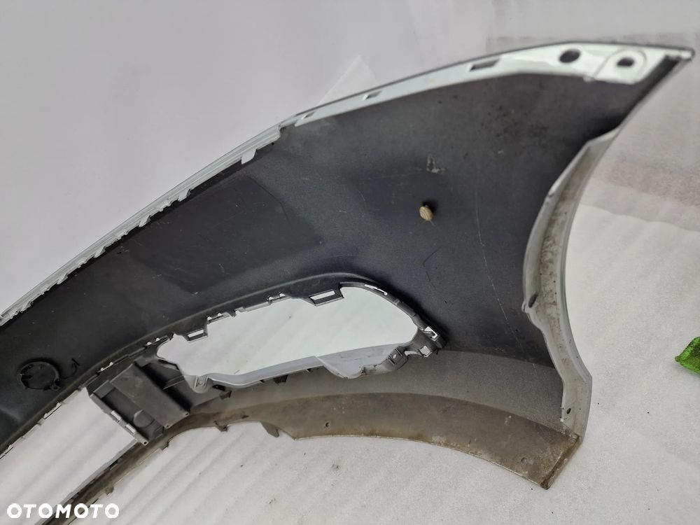 VW PASSAT B7 3AA 10- ZDERZAK PRZEDNI PRZÓD , ŁADNY , SREBRNY METALIK , BEZ SPRYSKÓW I PDC , NR AUKCJI NZ846 - 21