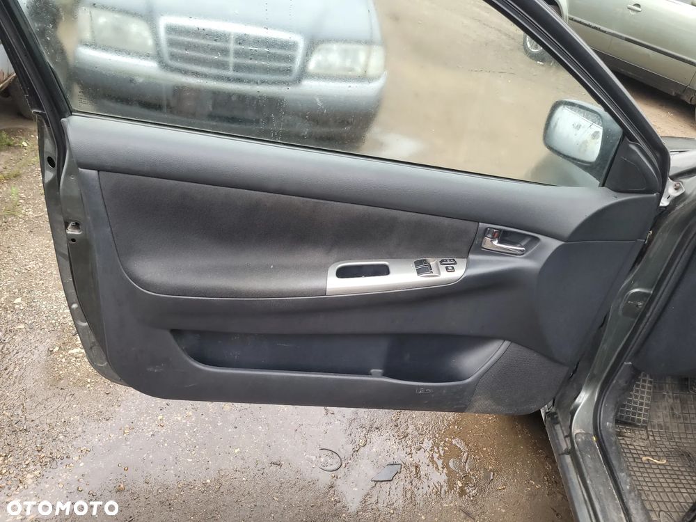 TOYOTA COROLLA E12 HB fotel fotele kanapa deska kokpit podsufitka boczek boczki klamka podłokietnik licznik - 4