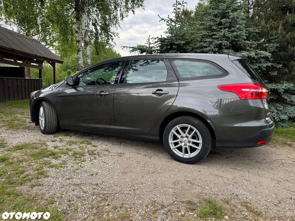 Ford Focus - 23