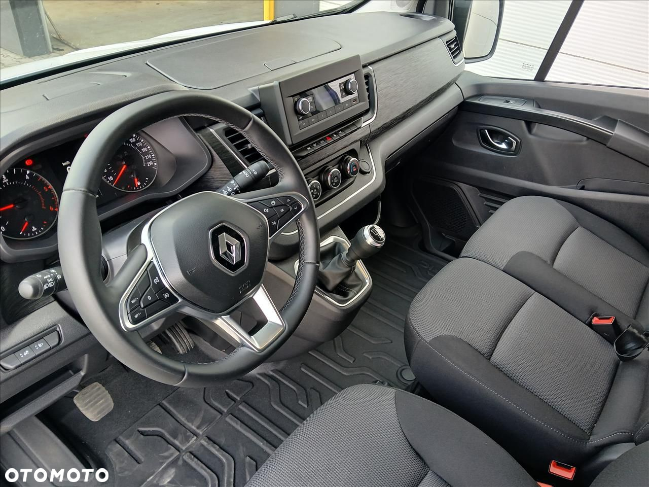 Renault trafic - 7