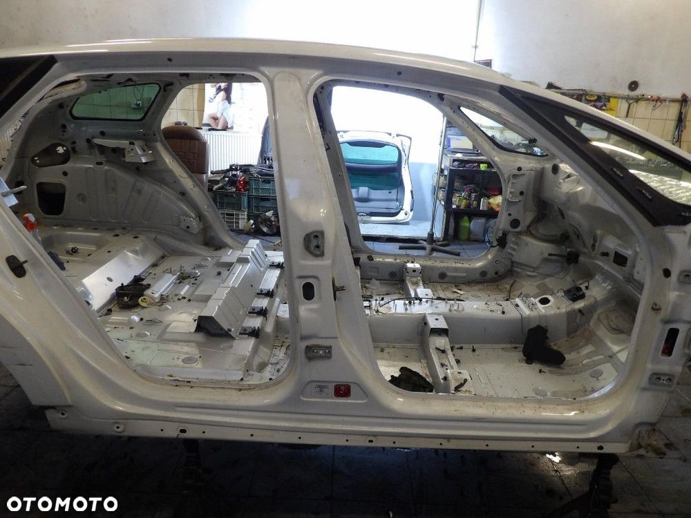 CITROEN DS5 PRÓG PRAWY  KWED - 1