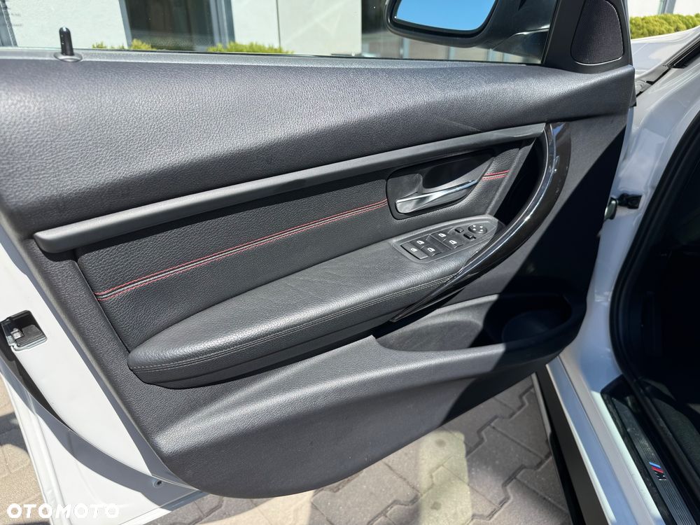 BMW Seria 3 - 22