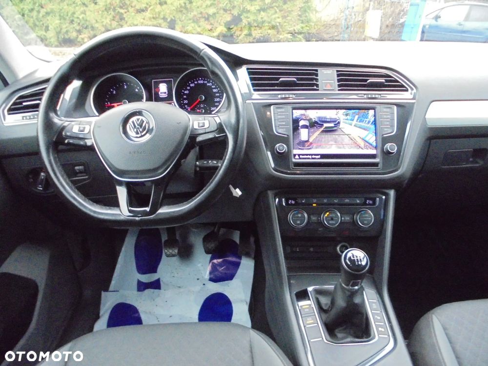Volkswagen Tiguan 2.0 TDI SCR (BlueMotion Technology) Comfortline - 11