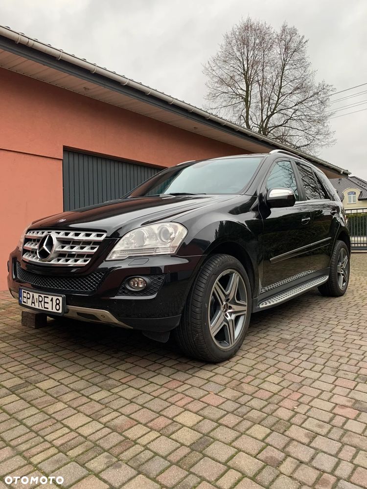 Mercedes-Benz ML - 4