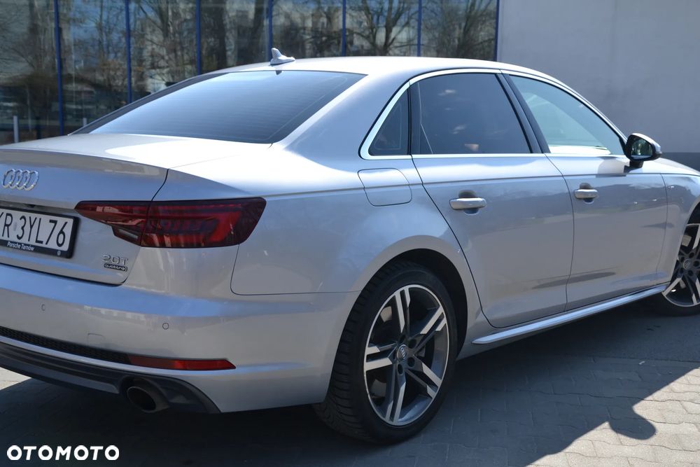 Audi A4 Limousine - 10