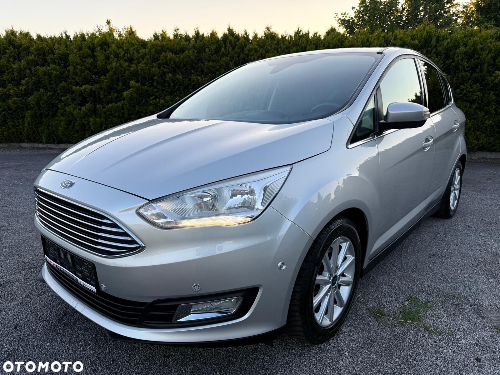 Ford C-MAX 2.0 TDCi Start-Stop-System Titanium - 1