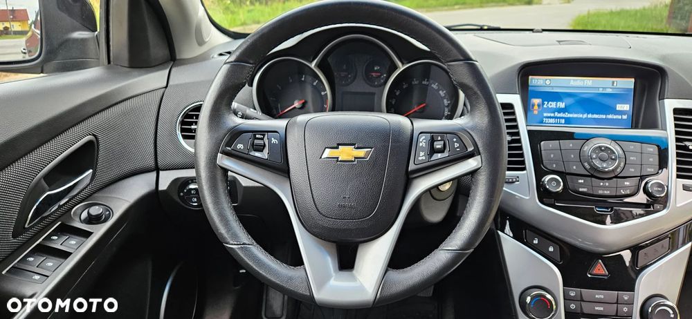 Chevrolet Cruze - 19