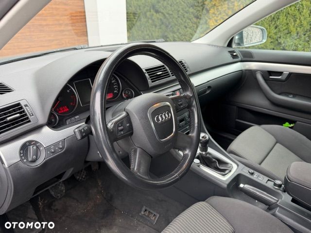 Audi A4 Limousine 2.0T FSI - 3