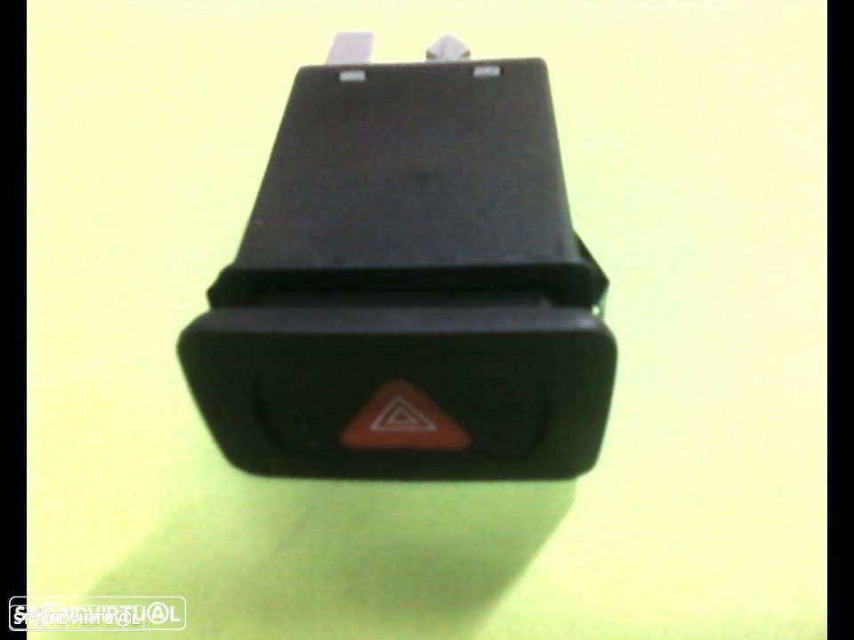 botão 4 piscas Vw Golf IV Bora (NOVO) - 1