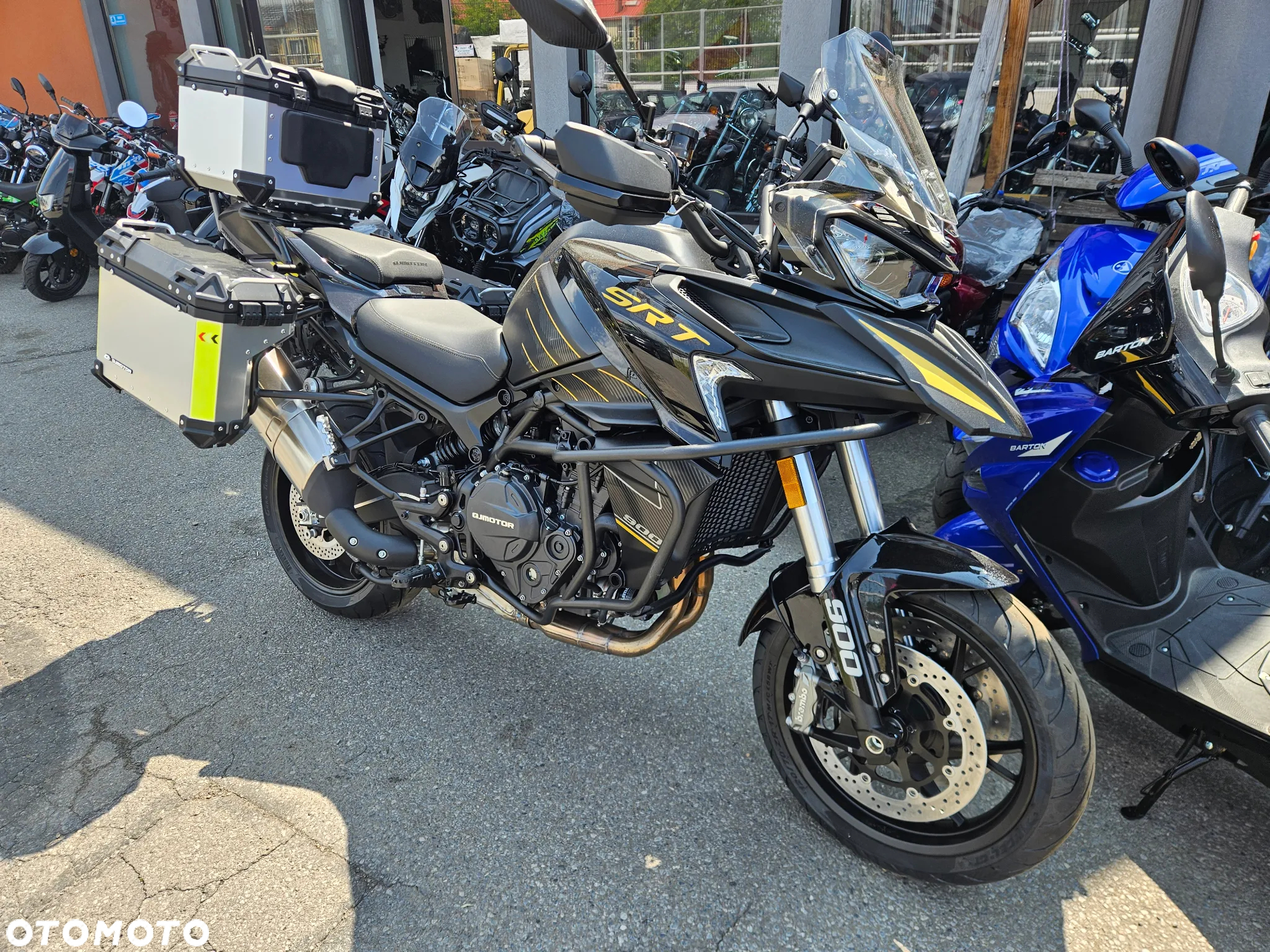 QJMOTOR 900 S - 4