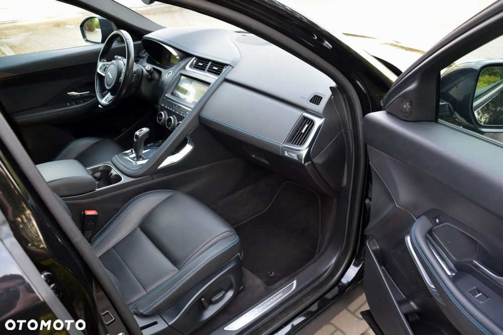 Jaguar E-Pace D150 AWD R-Dynamic HSE - 33