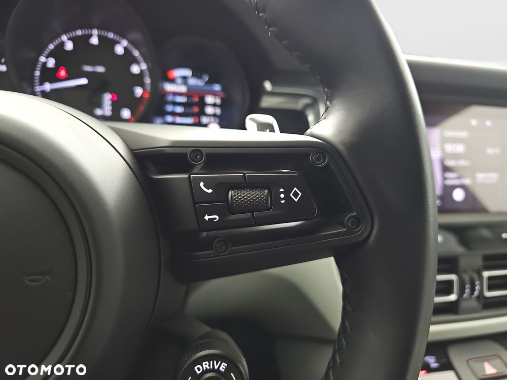 Porsche Macan Standard - 18