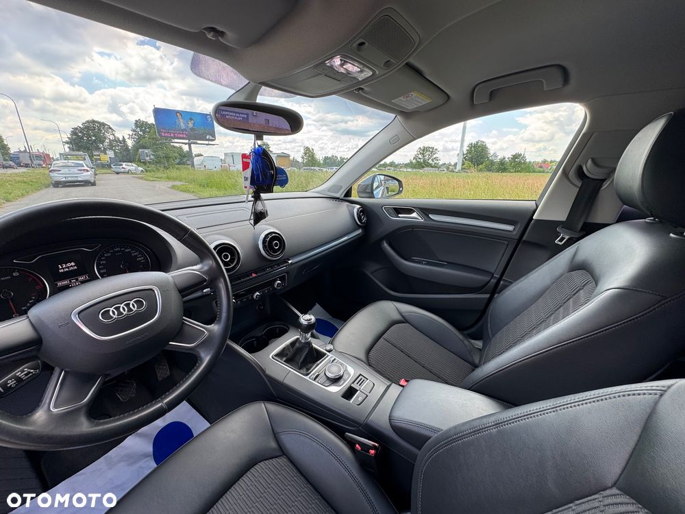 Audi A3 Sportback - 12