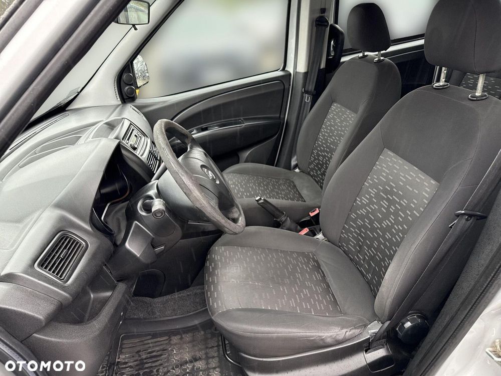 Opel Combo - 9