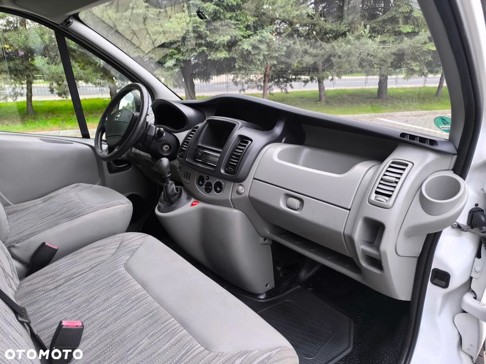 Nissan Primastar TRAFIC - 11